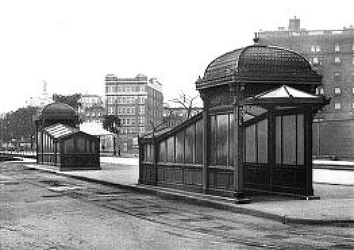 KIOSKS AT COLUMBUS CIRCLE