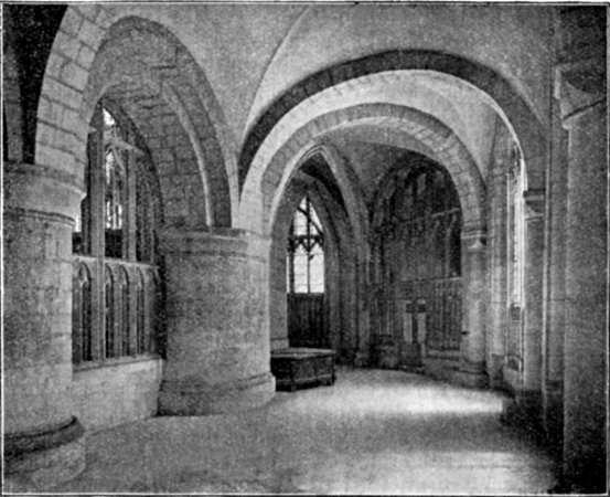 SOUTH AMBULATORY OF THE CHOIR.