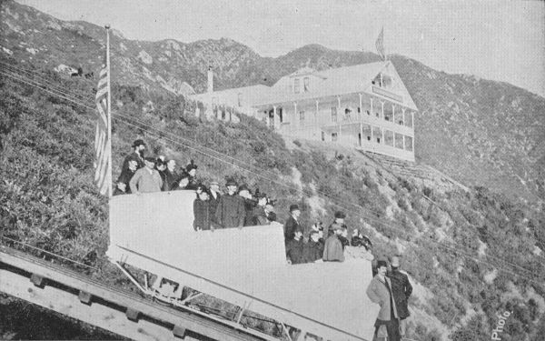 Echo Mountain Chalet and White Chariot on Great Cable
Incline.